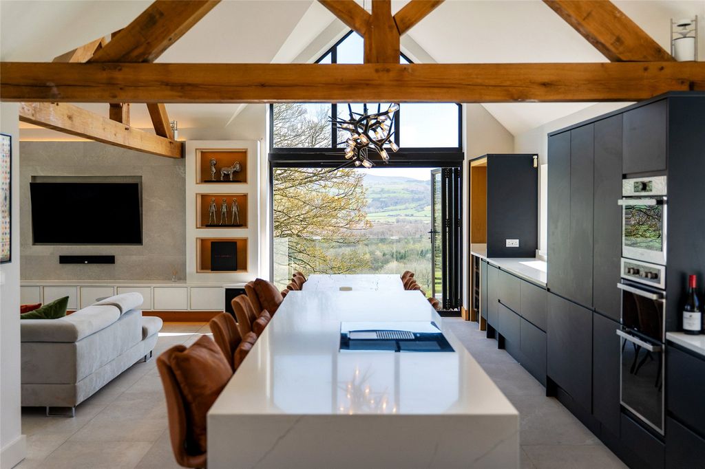 Property photo 3 of 31 Open Kitchen