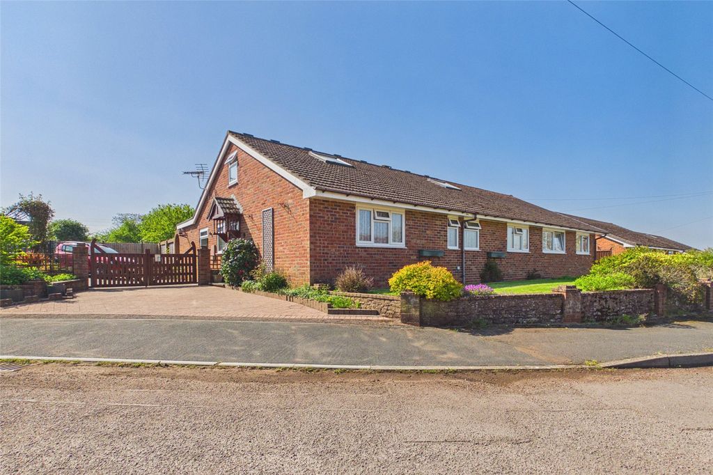 Property photo 1 of 23 Picture No. 03