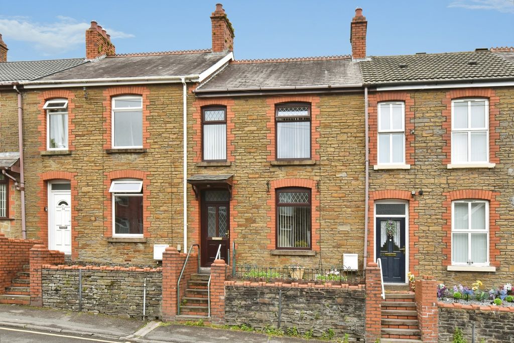 Property photo 1 of 19 Pbox-Img.Jpg