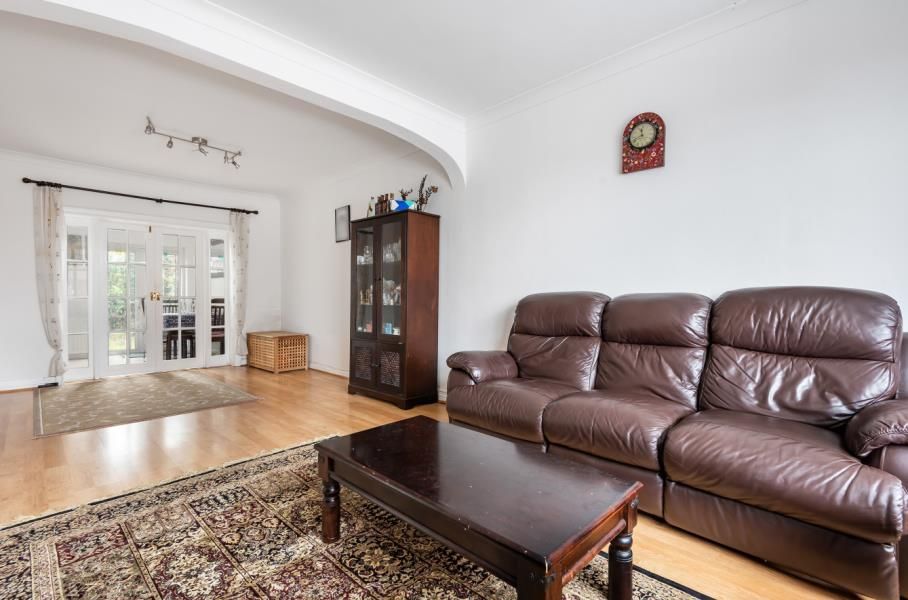 Property photo 2 of 9
