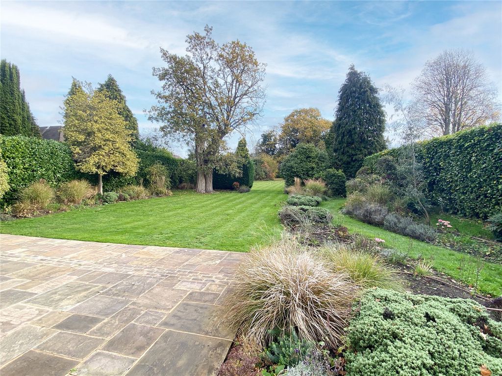 Property photo 2 of 19 Picture No. 69