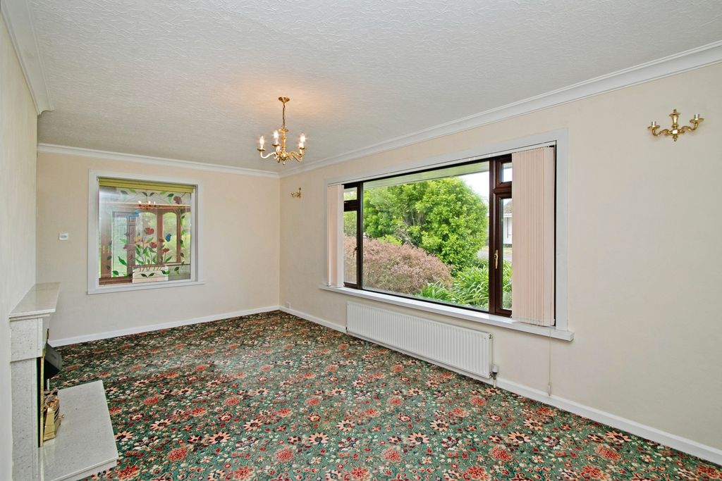 Property photo 2 of 45 Lounge