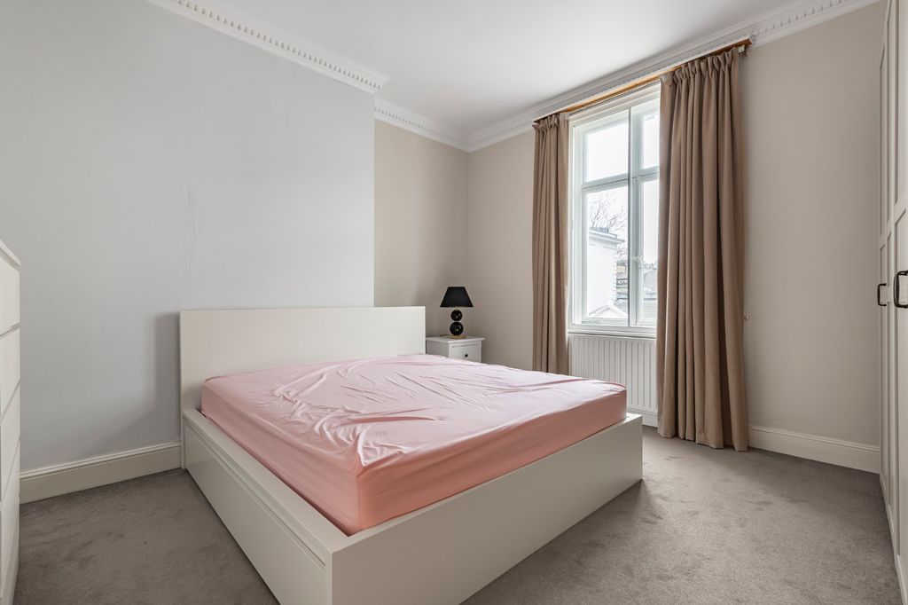 Property photo 3 of 13 Picture 3