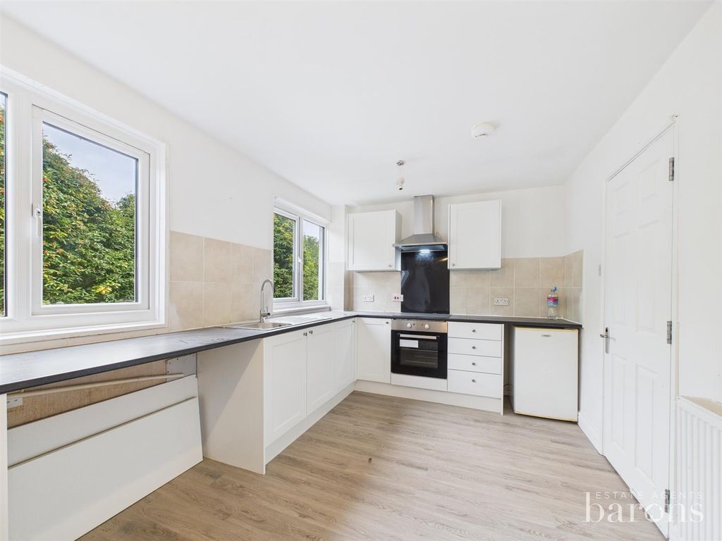 Property photo 2 of 7 Cam05500G0-Pr0050-Still003.Jpg