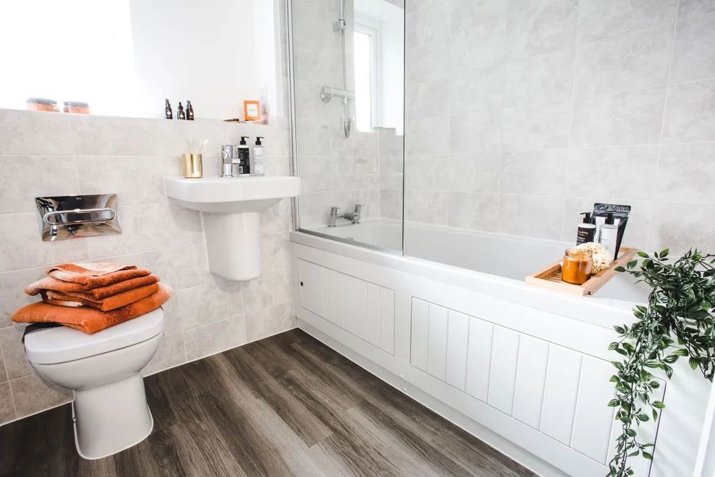 Property photo 3 of 3