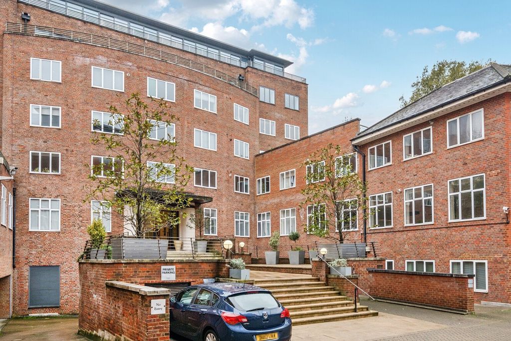 Property photo 2 of 9 Picture No. 15