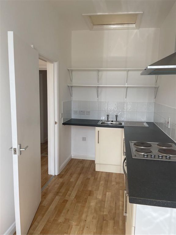 Property photo 2 of 14 Kitchen