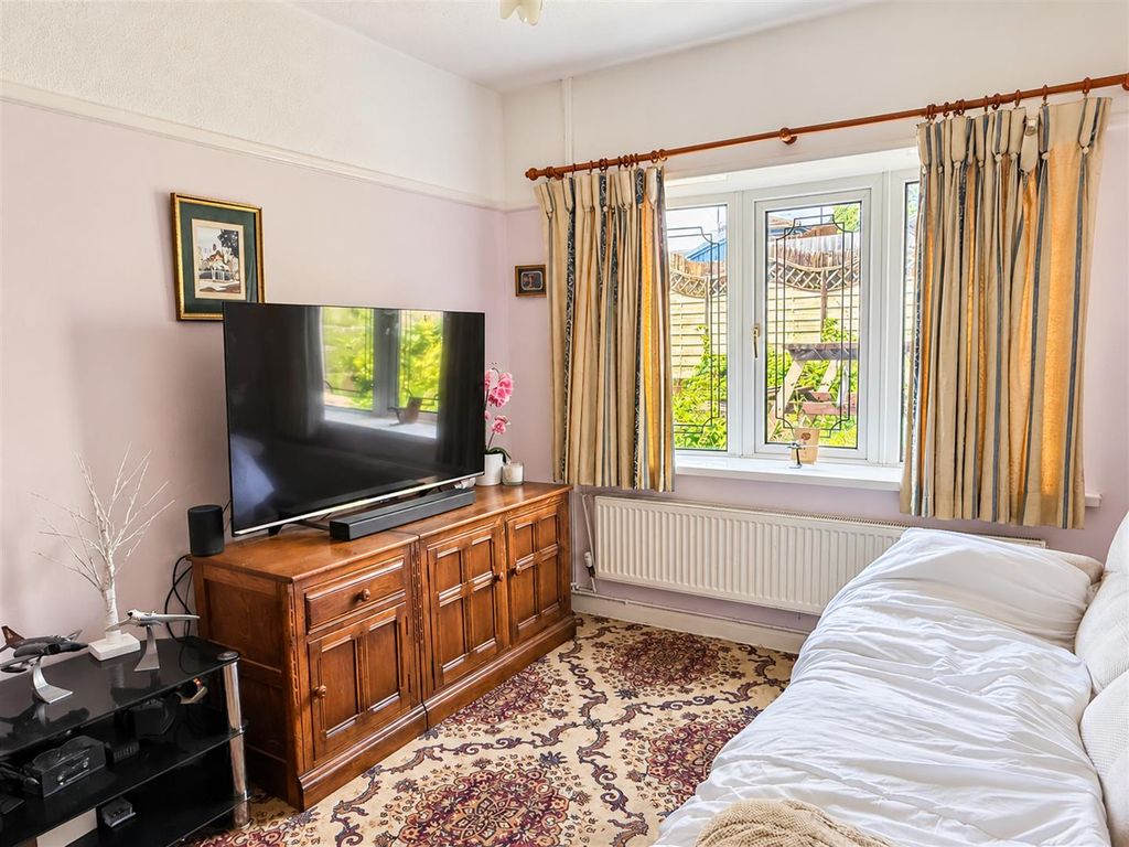 Property photo 3 of 6 Cb410c3A-045A-4122-Bf31-6d822Cf9A0Ea.Png