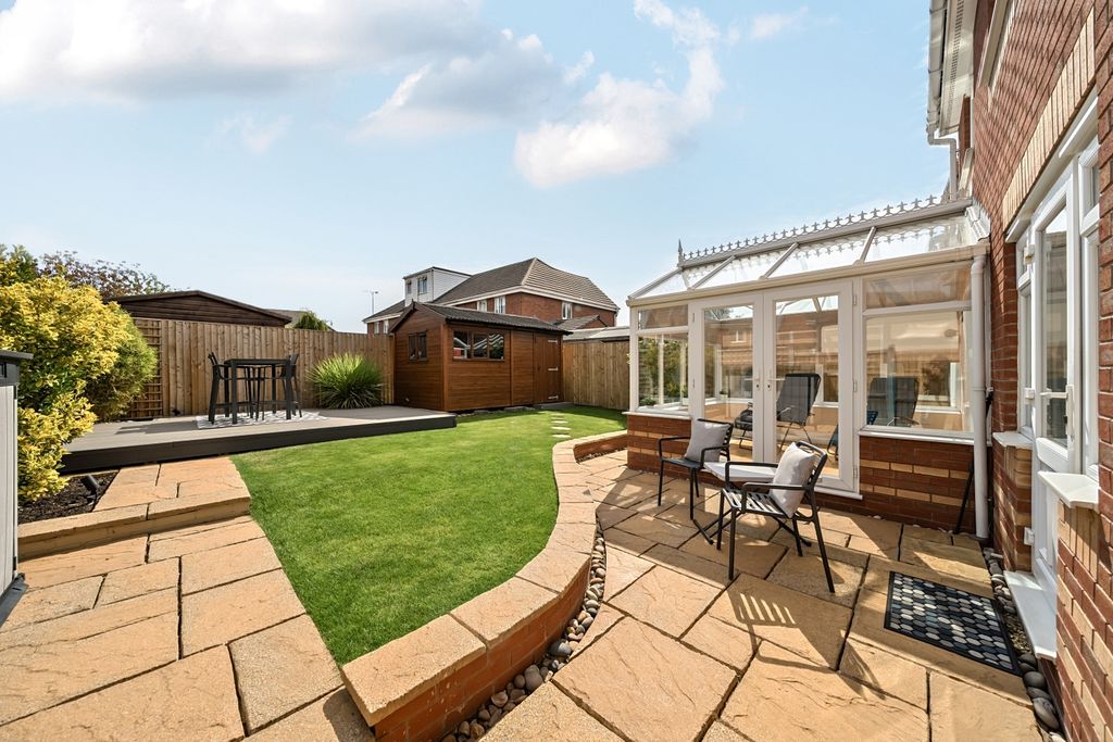 Property photo 3 of 20 1343803-32-68A86644d08c1-Arw