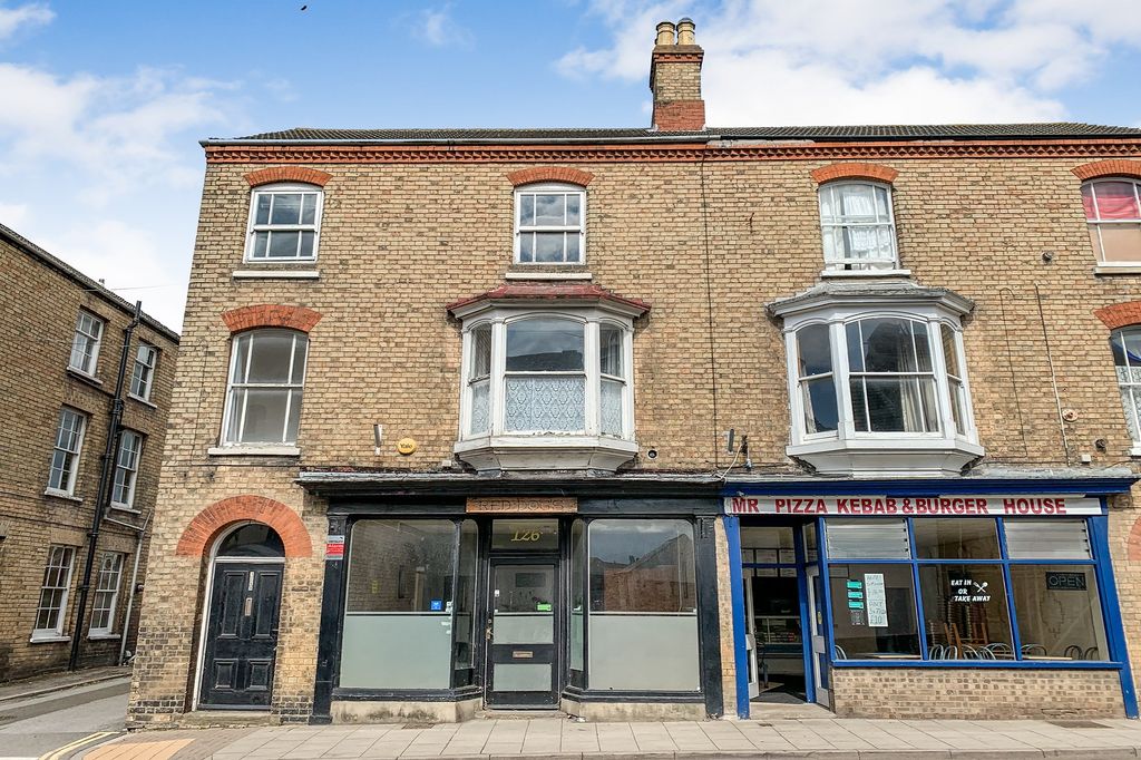 Property photo 1 of 14 126 / 126A West Street, Alford, Lincolnshire, Ln13 9Dr