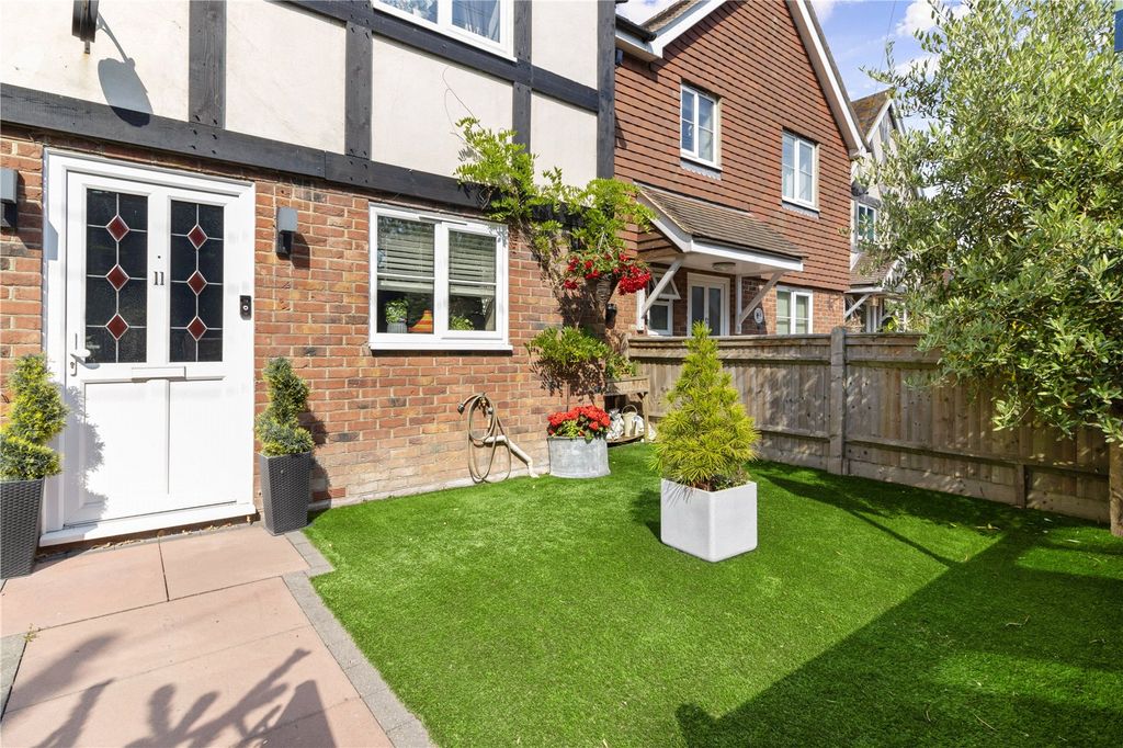 Property photo 2 of 21 Picture No. 33