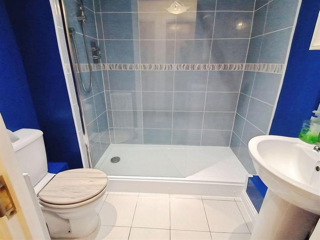 Property photo 2 of 6 Shower Room