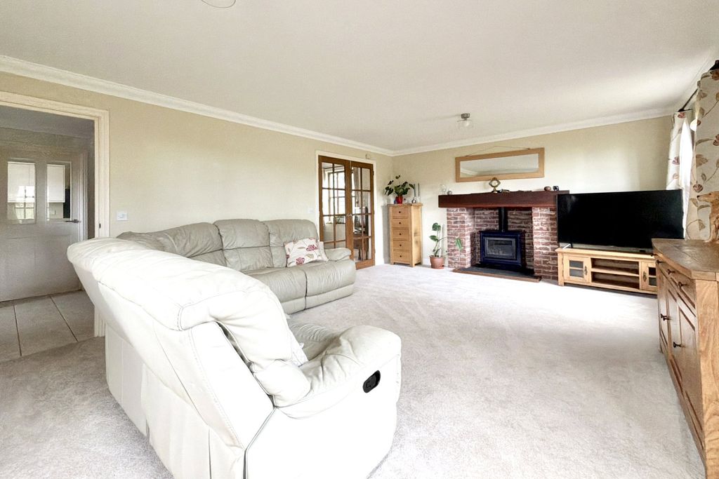 Property photo 3 of 26 Picture No. 06