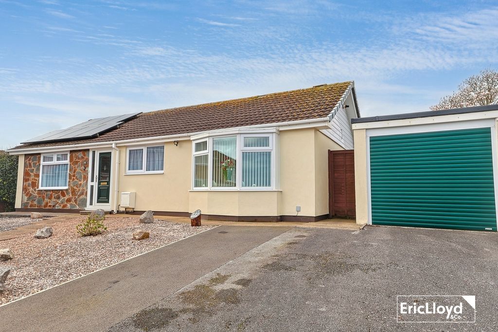 Property photo 1 of 20 Photo 19