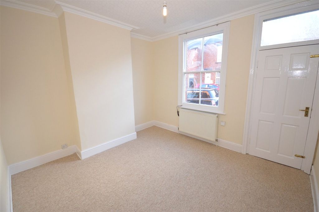 Property photo 2 of 9 Picture No. 03