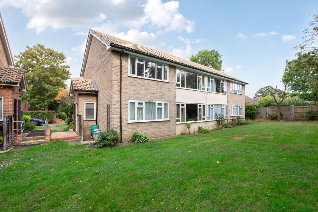 Property photo 2 of 12
