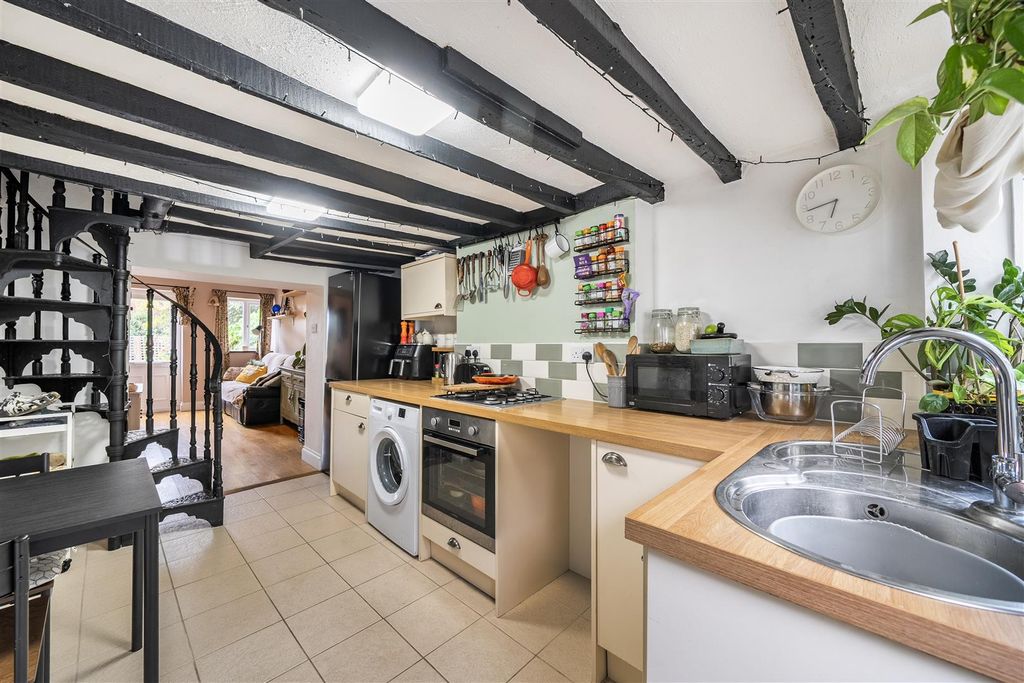 Property photo 3 of 13 Kitchen