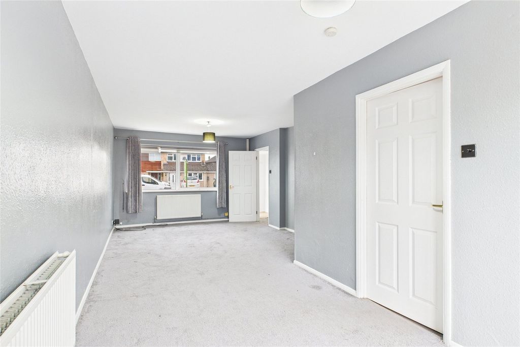 Property photo 3 of 8 Picture No. 24