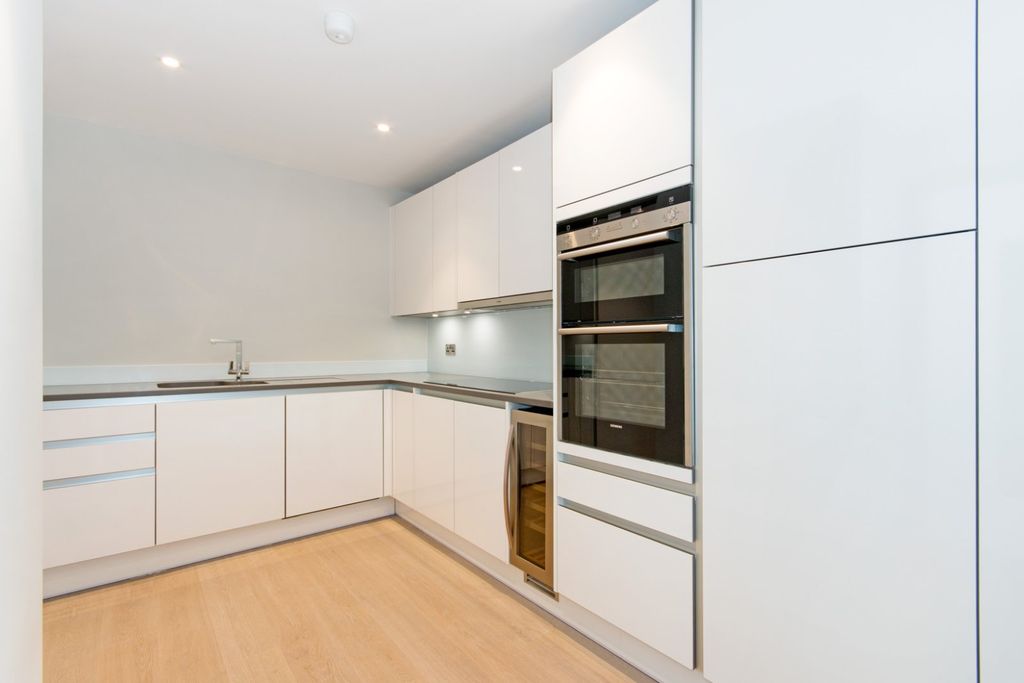 Property photo 3 of 16 Picture No. 03