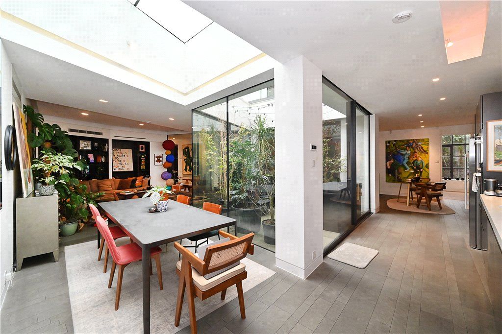 Property photo 3 of 20 Picture No. 16