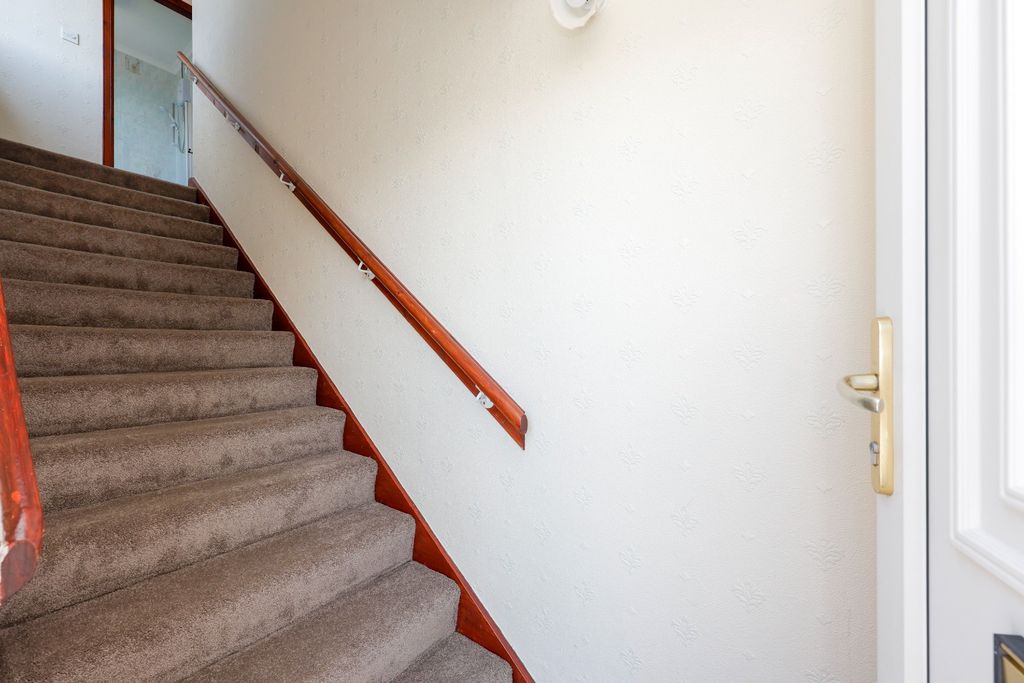 Property photo 2 of 24
