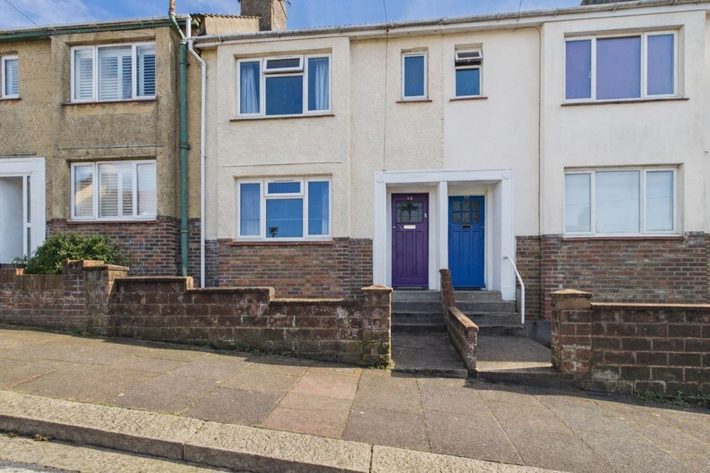 Property photo 1 of 27