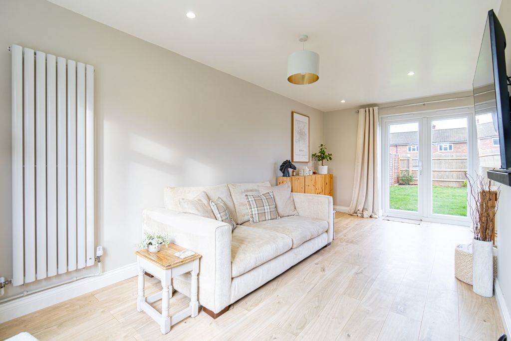 Property photo 3 of 32 4302545