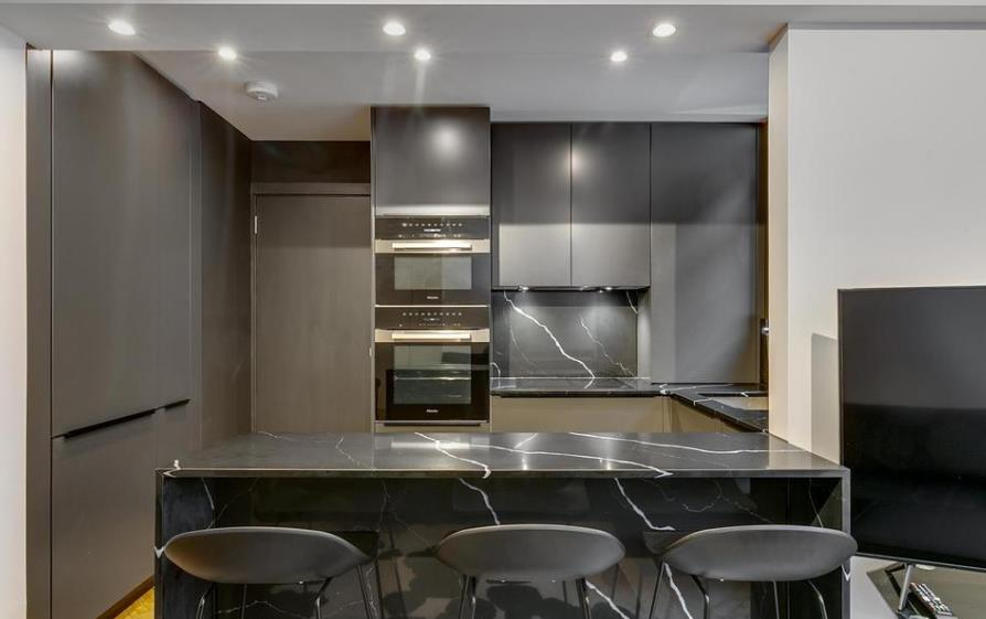 Property photo 3 of 11 Photo 9