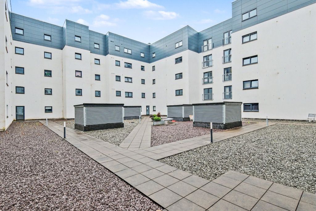 Property photo 1 of 31 5513431