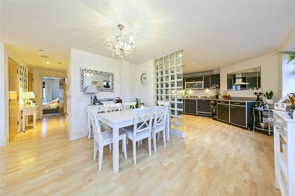 Property photo 2 of 10 Picture No. 02