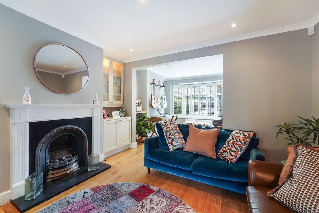Property photo 3 of 14 Ruden Way
