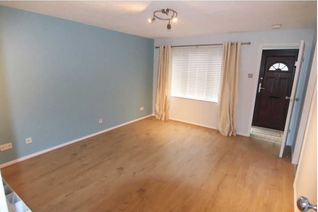 Property photo 2 of 8 4511211