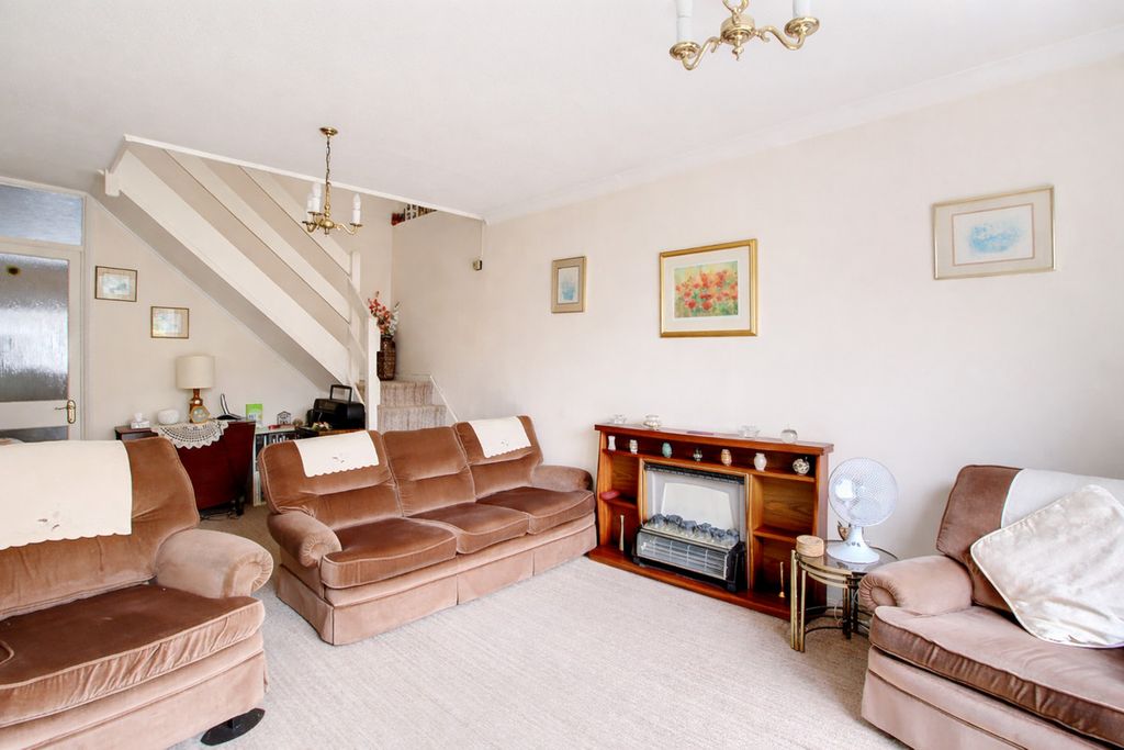 Property photo 3 of 15