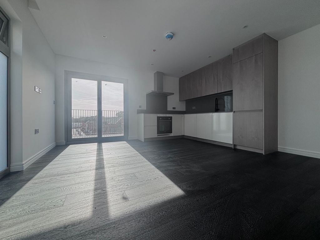 Property photo 2 of 7