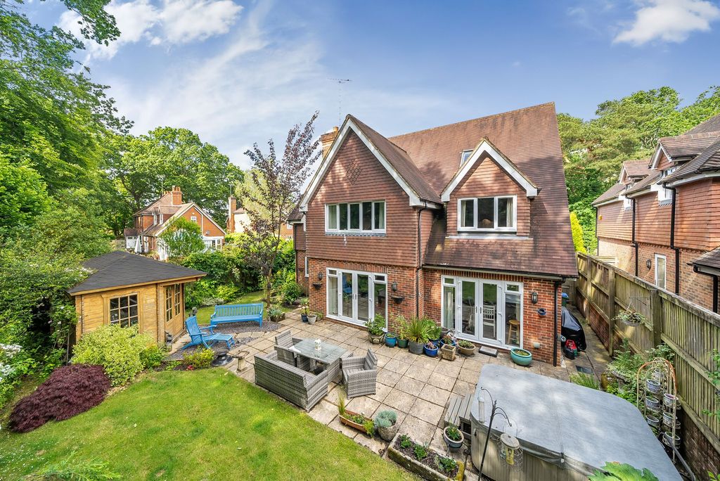 Property photo 1 of 29