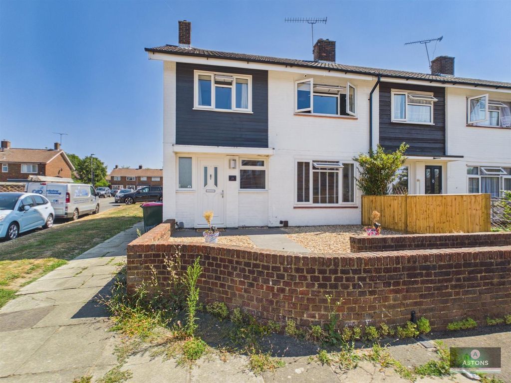 Property photo 1 of 17 Cam02067G0-Pr0369-Still015.Jpg