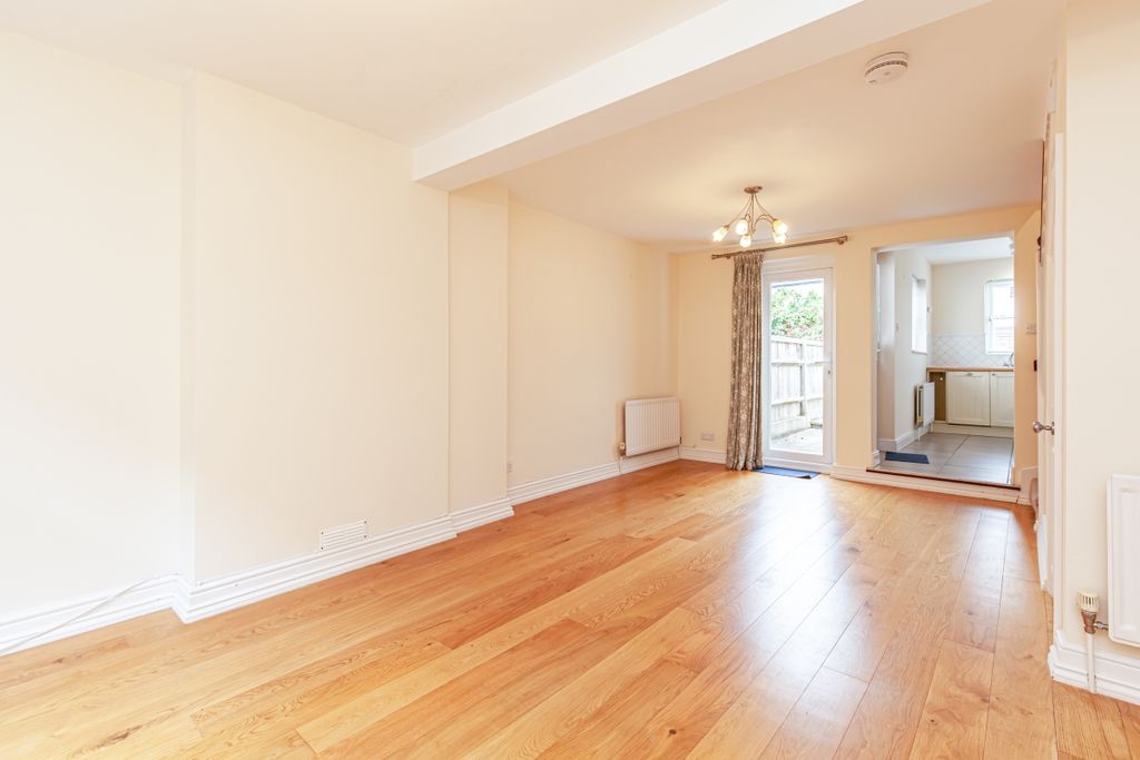 Property photo 1 of 8 172009