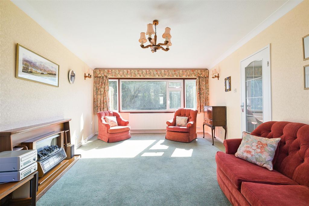 Property photo 3 of 20 The Tracery, 14- (6).Jpg