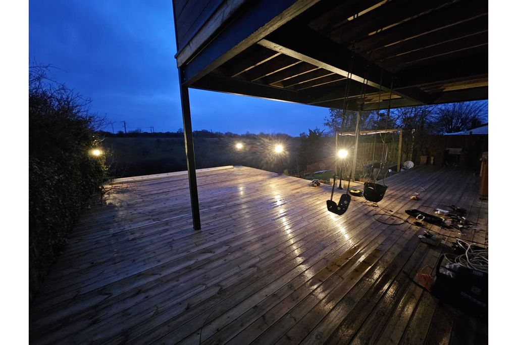 Property photo 3 of 21 Patio