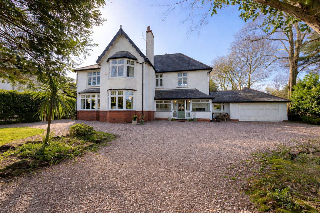 Property photo 1 of 30