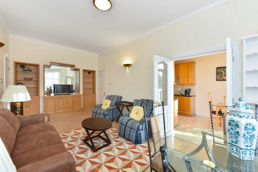 Property photo 3 of 12 Photo