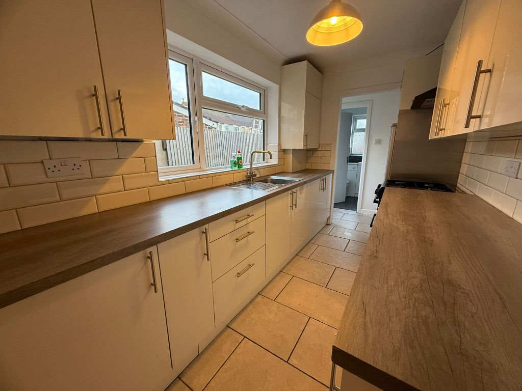 Property photo 2 of 14 Image