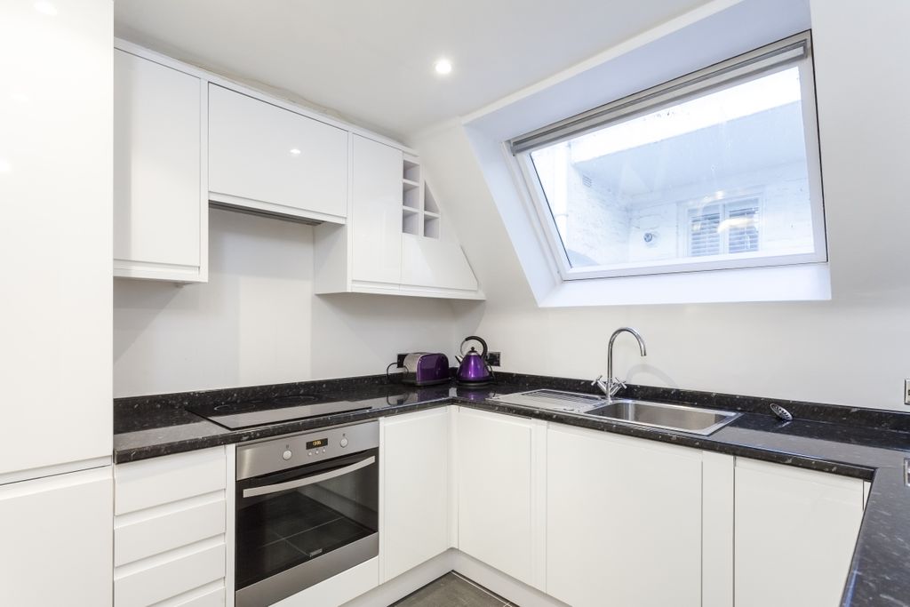 Property photo 2 of 13 Kitchen