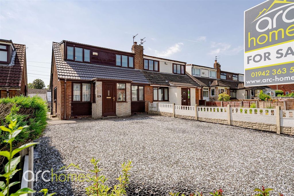 Property photo 1 of 19 Wigan-13.Jpg