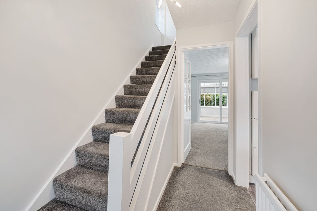 Property photo 2 of 12 Entrance Hallway