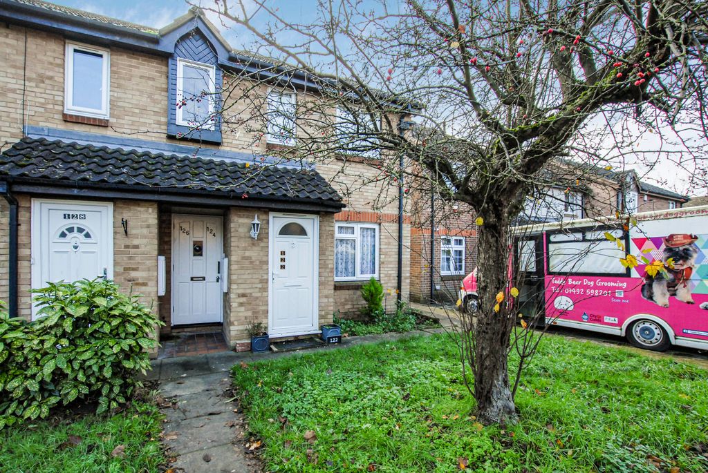 Property photo 1 of 8