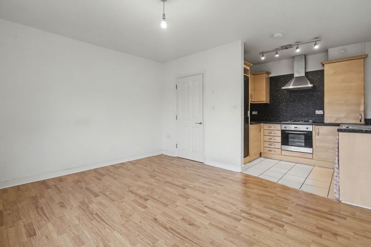 Property photo 2 of 10 321533