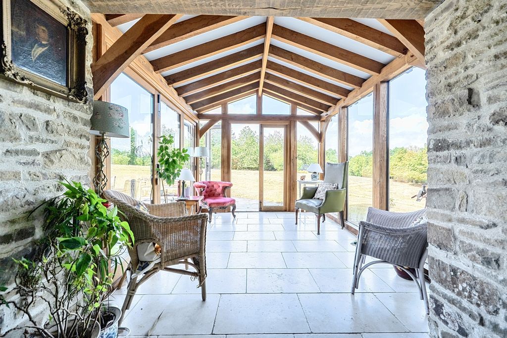 Property photo 2 of 48 1508809 (10)