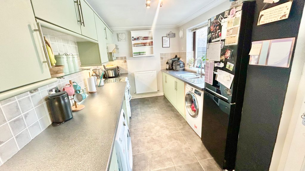 Property photo 3 of 14 Photo #3