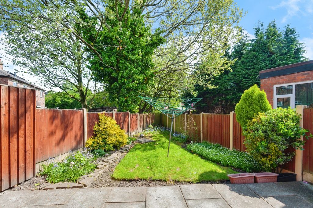 Property photo 2 of 16
